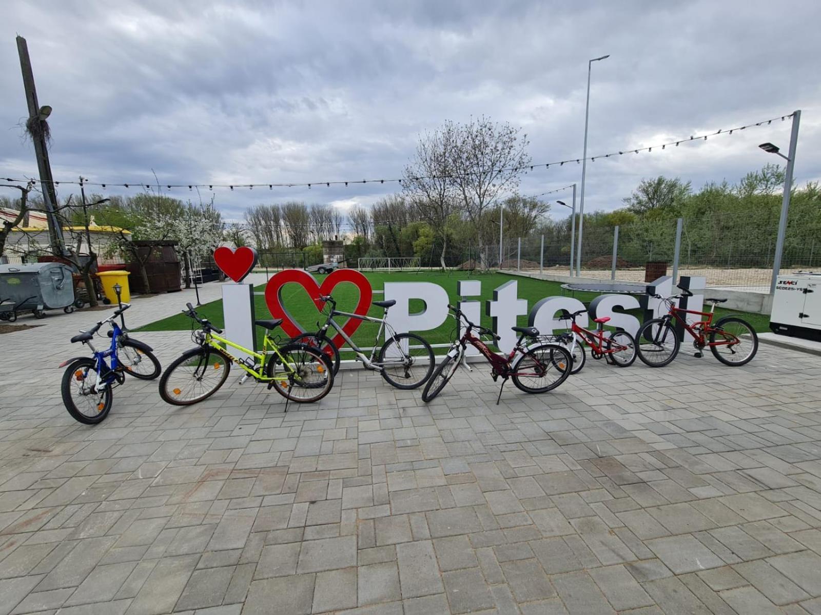 River Place Pitesti
